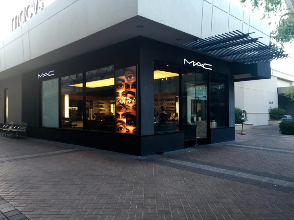 MAC Cosmetics Store Exterior Biltmore Fashion Park Phoenix AZ