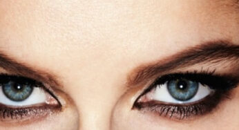 Eye Makeup Review: Revlon Bedroom Eyes Powder Liner