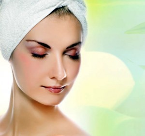Skincare Review Freeman Pineapple Facial Enzyme Mask Model Towel