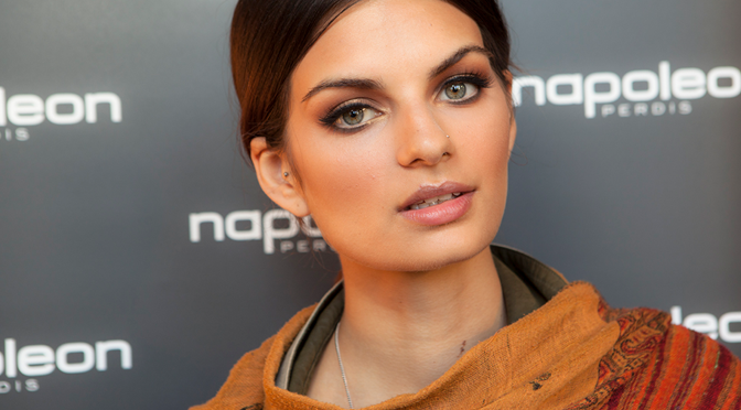 Makeup How-To: Get Napoleon Perdis’ Soiree Set Look