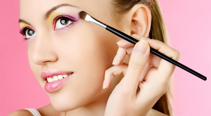 Eyeshadow Basics 101 Feature