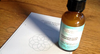 Jillian Wright Breakout Blocker Clarifying Serum Review
