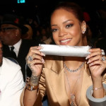 rihanna-throws-cash-at-exec2015bet-awards-but look at those nails feature
