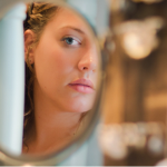 beautiful-inner-model-mirror-thinking-in-your-own-skin