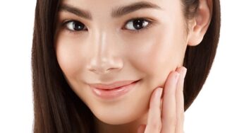10 Skincare & Makeup Tips for Oily Skin