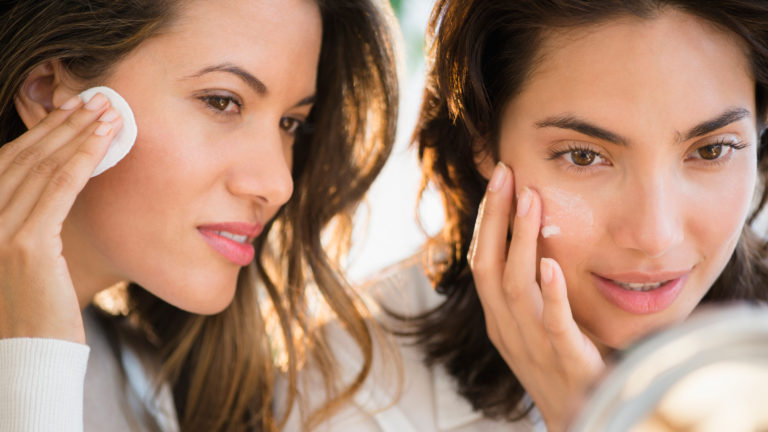 Choose a Primer for Your Skin Type Women Toning Moisturizing Skincare