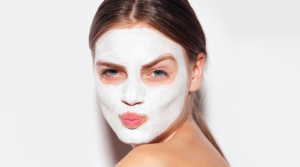 Younger Looking face-masks skin-care-routine antiaging woman