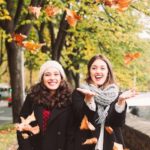 girls-friends-fall-autumn-leaves hat scarf