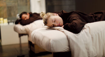 Why You Need the Best Facial Beds for Your Salon