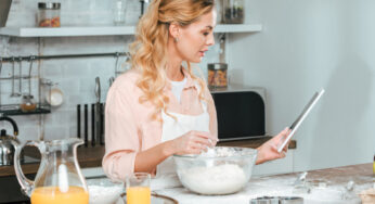 Do bakers prefer gas or electric ovens?